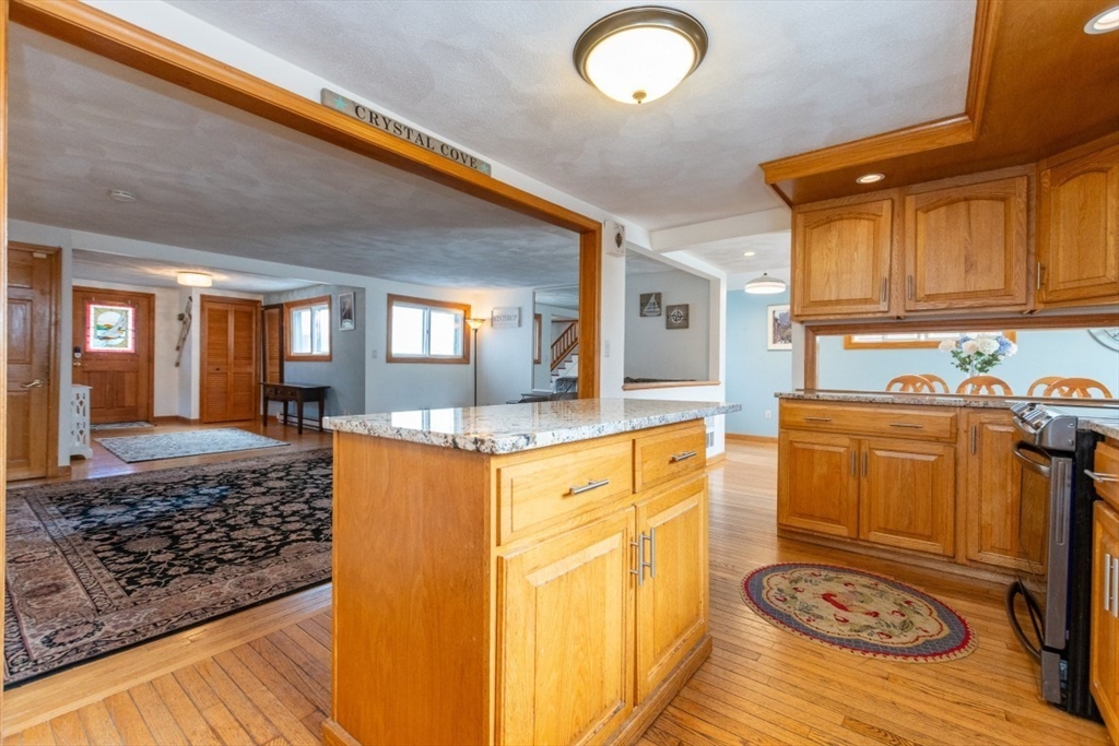 25 Charles Street Winthrop, MA 02152 - Photo 20 of 41