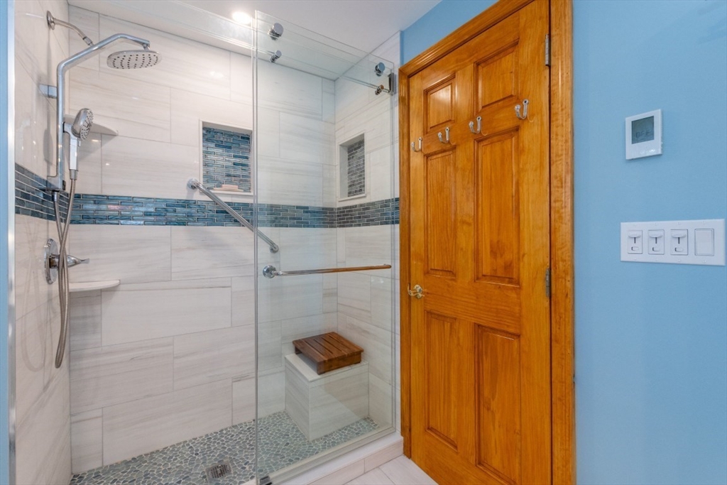 25 Charles Street Winthrop, MA 02152 - Photo 24 of 41