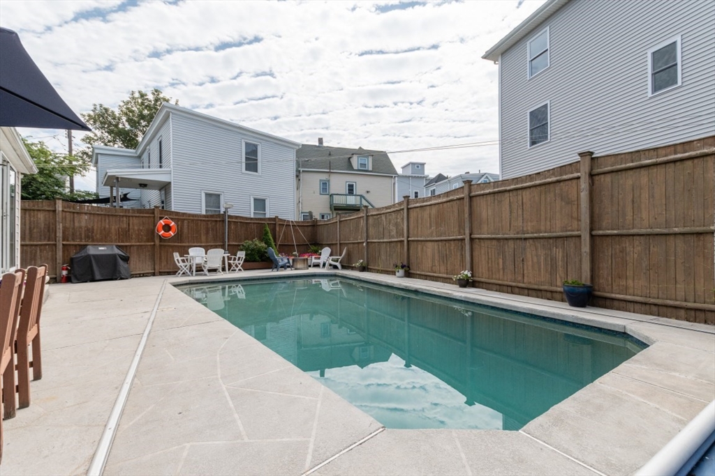 25 Charles Street Winthrop, MA 02152 - Photo 3 of 41