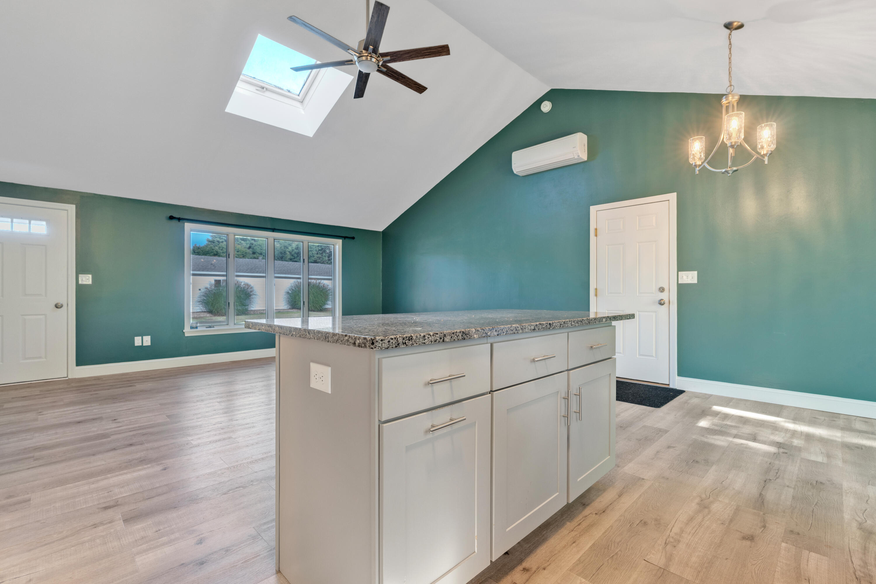 217 B Buxton Road Saco, ME 04072 - Photo 12 of 29 _DSC4853