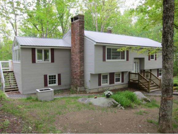 24 Green Road Raymond, NH 03077 - Photo 2 of 18