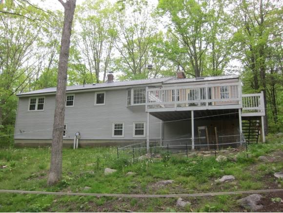 24 Green Road Raymond, NH 03077 - Photo 4 of 18