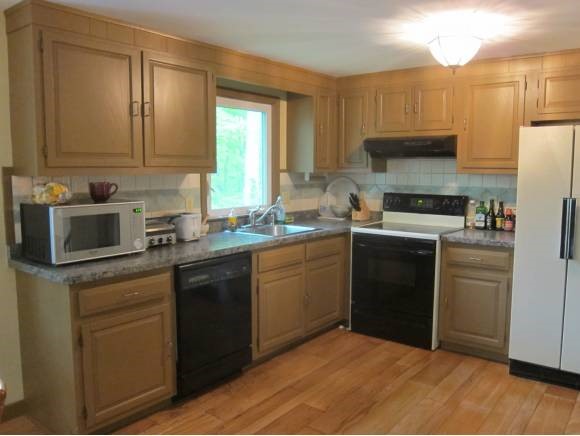24 Green Road Raymond, NH 03077 - Photo 7 of 18