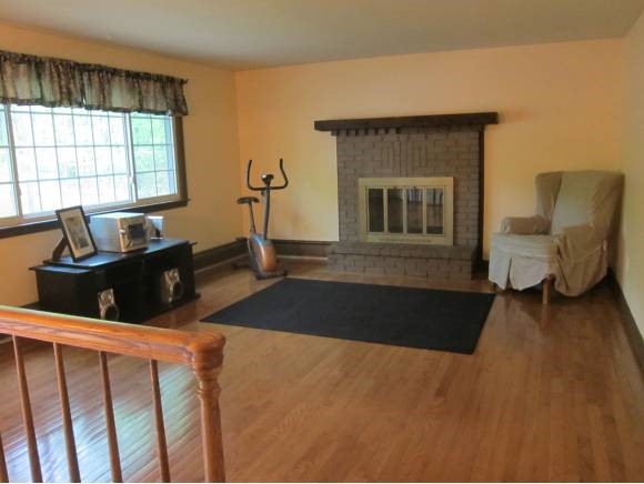 24 Green Road Raymond, NH 03077 - Photo 9 of 18