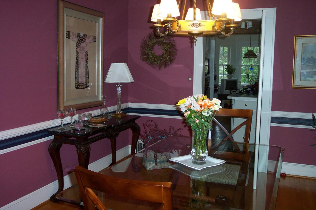 1021 Clearfield Road Southwest Roanoke, VA 24015 - Photo 7 of 14 DINING ROOM VIEW