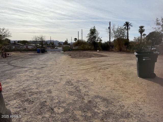 502 East Roeser Road Phoenix, AZ 85040 - Photo 2 of 6