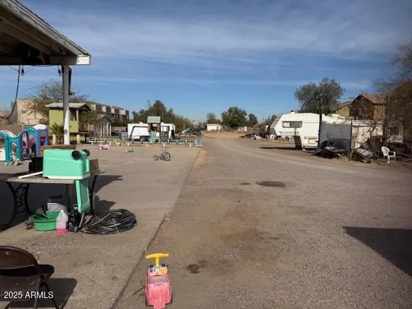 $950,000 | 502 East Roeser Road, Phoenix, AZ 85040