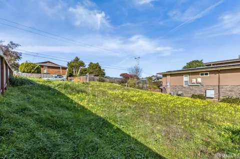 $395,000 | 1241 Birch Street, Montara, CA 94037