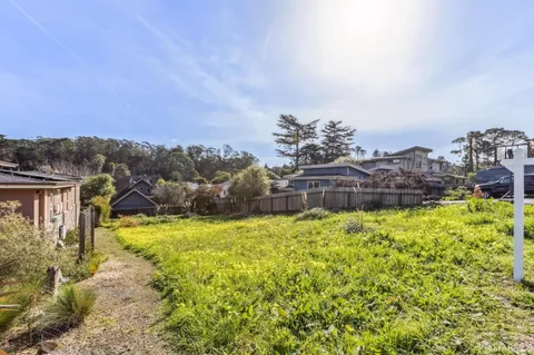 $395,000 | 1241 Birch Street, Montara, CA 94037