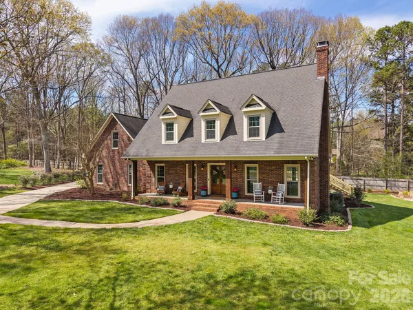 $747,000 | 5243 Mintridge Road, Mint Hill, NC 28227