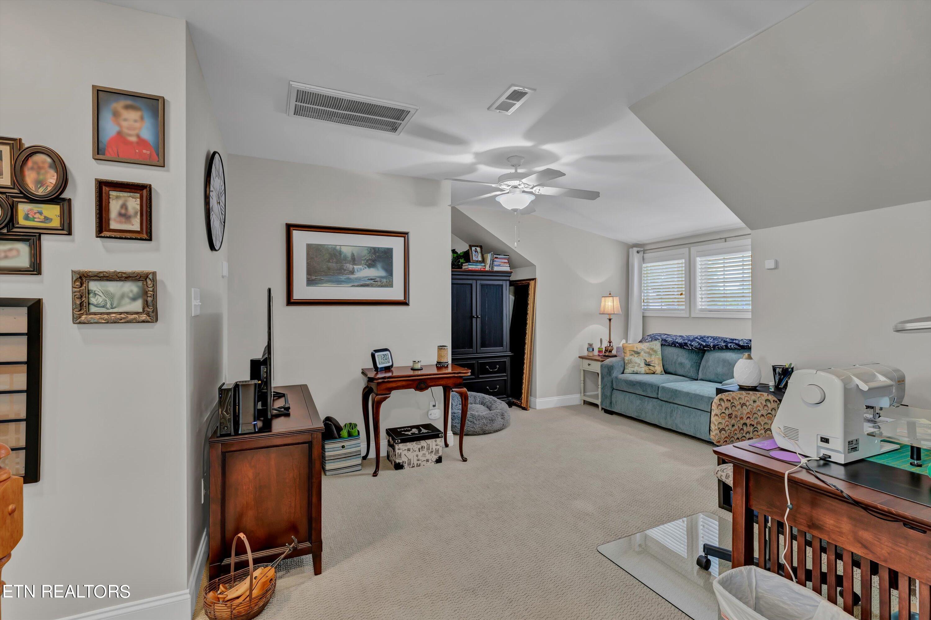 706 Loop Road Knoxville, TN 37934 - Photo 28 of 39 28-706 Loop Rd-28