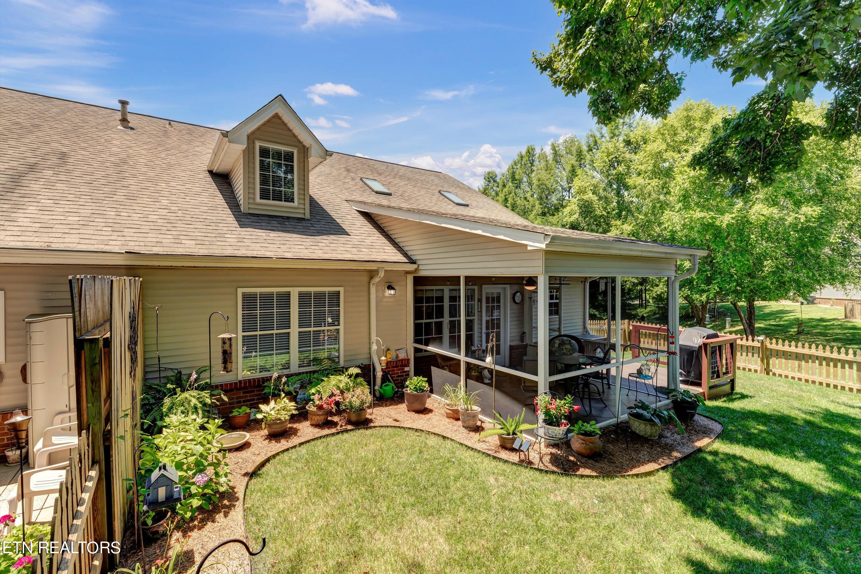 706 Loop Road Knoxville, TN 37934 - Photo 38 of 39 38-706 Loop Rd-38