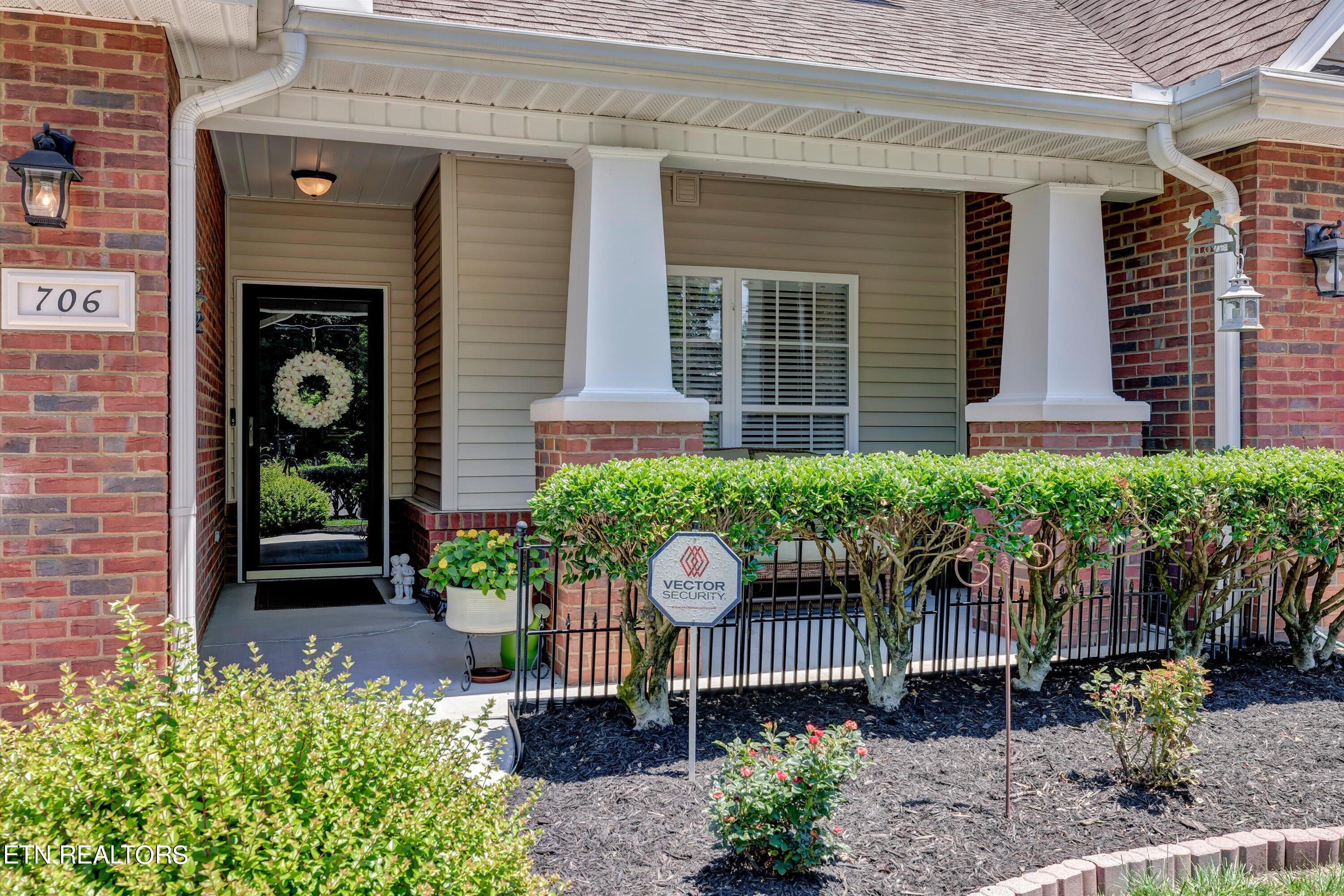 706 Loop Road Knoxville, TN 37934 - Photo 4 of 39 04-706 Loop Rd-4