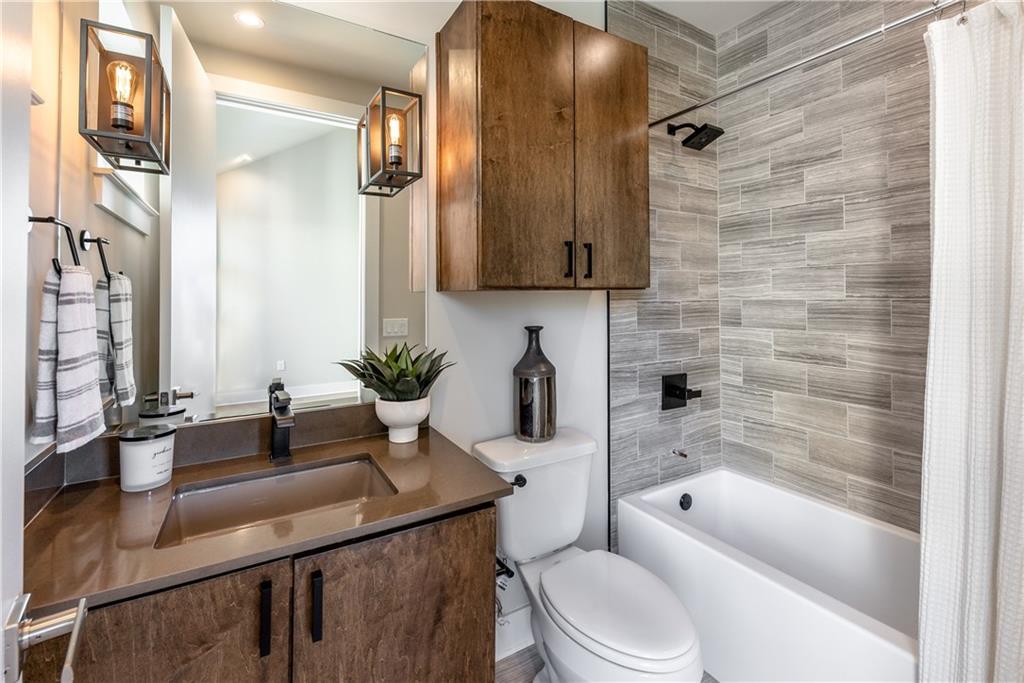 2300 Enfield Road, Unit 304 Austin, TX 78703 - Photo 10 of 16