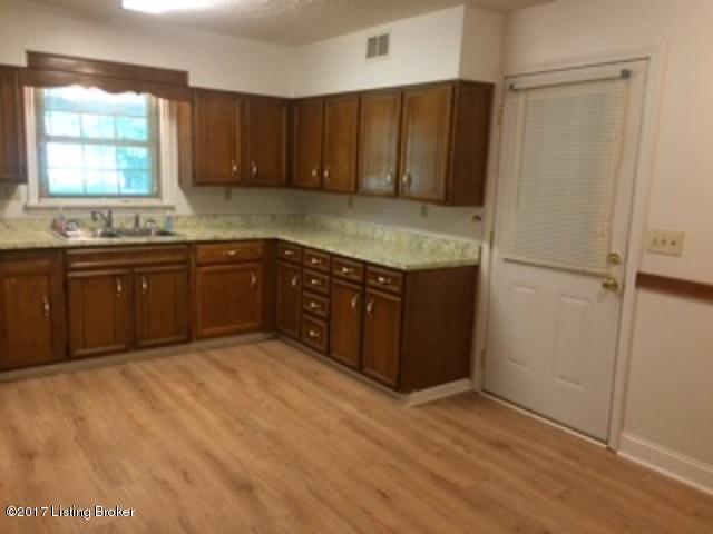 356 Mill Run Road Shepherdsville, KY 40165 - Photo 5 of 47 IMG_1383