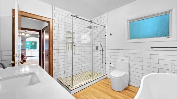 $669,900 | 1576 South Lake Mitchell Drive, Cadillac, MI 49601