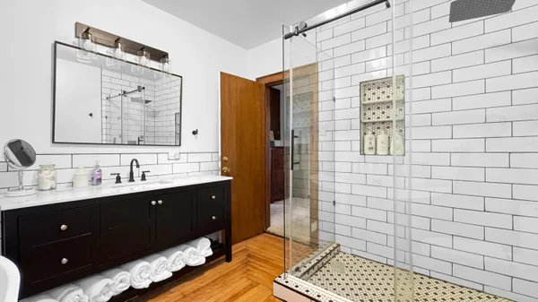 $669,900 | 1576 South Lake Mitchell Drive, Cadillac, MI 49601