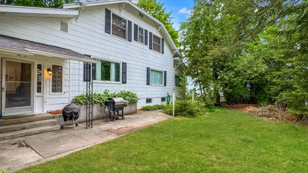 $669,900 | 1576 South Lake Mitchell Drive, Cadillac, MI 49601