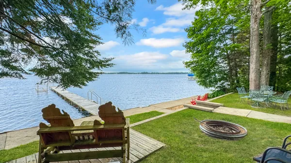 $669,900 | 1576 South Lake Mitchell Drive, Cadillac, MI 49601