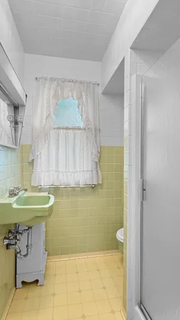 $669,900 | 1576 South Lake Mitchell Drive, Cadillac, MI 49601