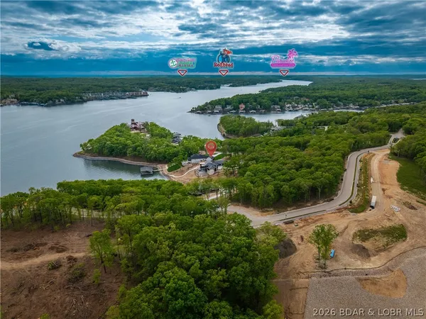 $6,500,000 | 235 East Villages Estates Road, Sunrise Beach, MO 65079