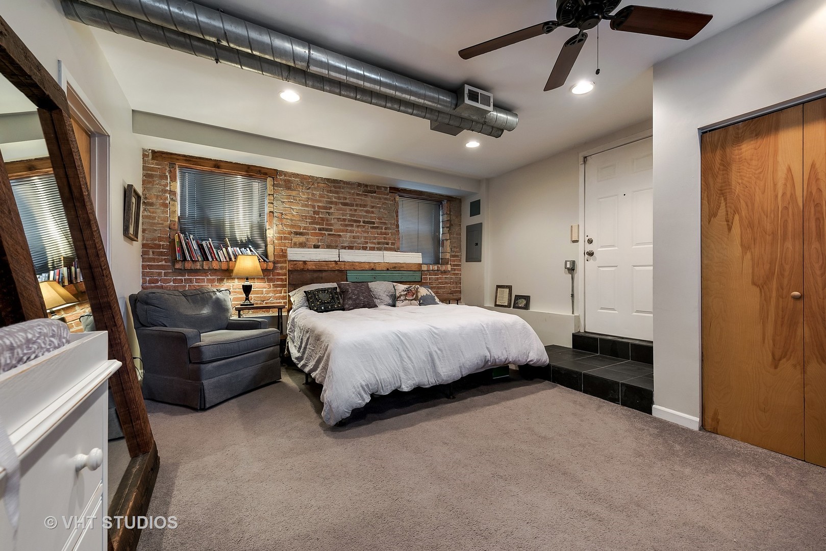 1723 West Erie Street, Unit 1 Chicago, IL 60622 - Photo 9 of 15