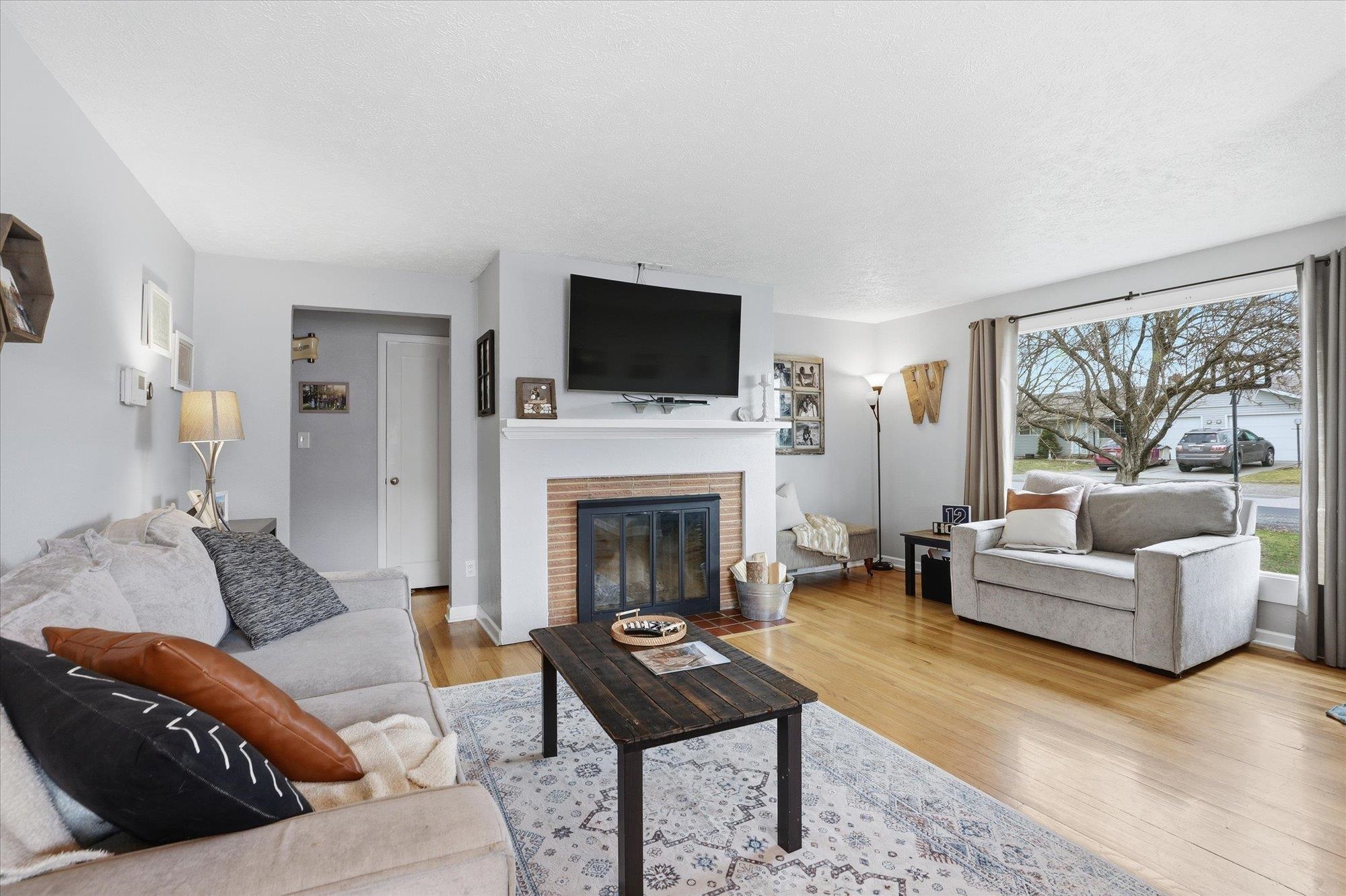 417 North Burns Road Spokane Valley, WA 99216 - Photo 3 of 44 Gallery Image 3