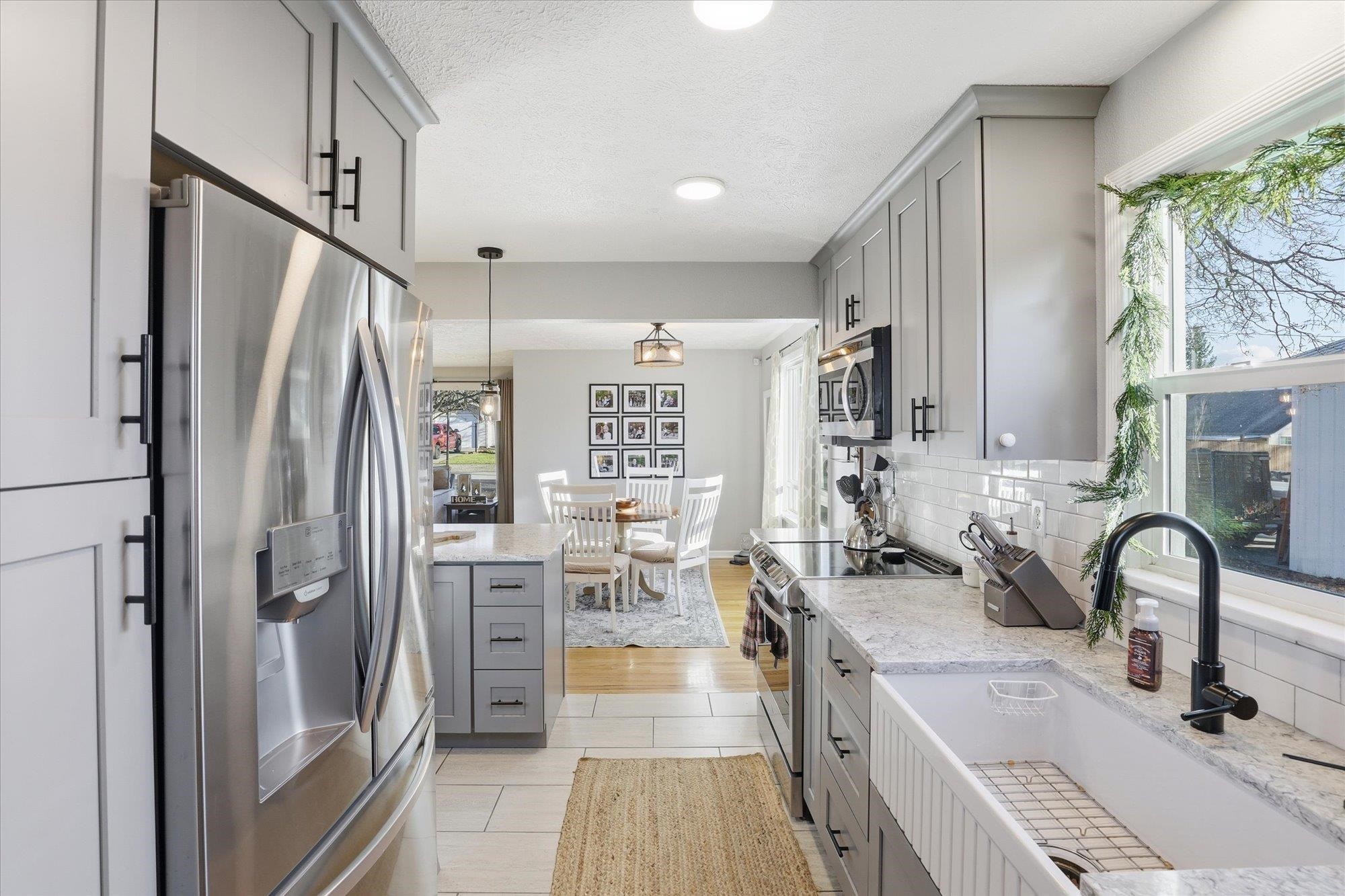 417 North Burns Road Spokane Valley, WA 99216 - Photo 7 of 44 Gallery Image 7