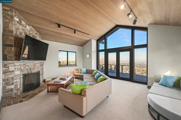 $2,999,000 | 3284 Surmont Drive, Lafayette, CA 94549