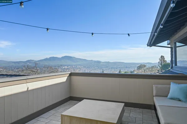 $2,999,000 | 3284 Surmont Drive, Lafayette, CA 94549