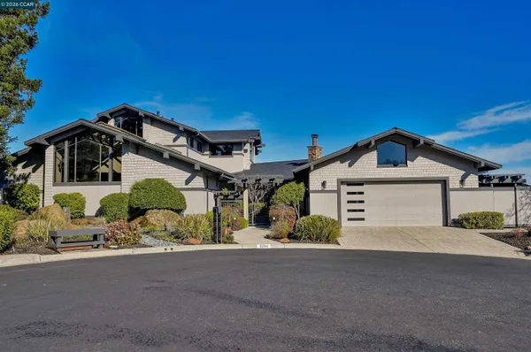 $2,999,000 | 3284 Surmont Drive, Lafayette, CA 94549
