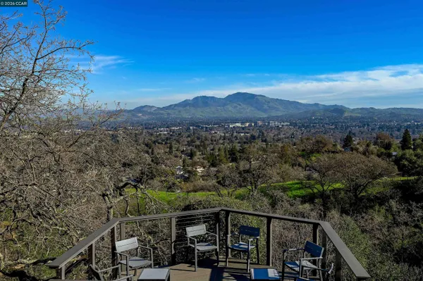$2,999,000 | 3284 Surmont Drive, Lafayette, CA 94549