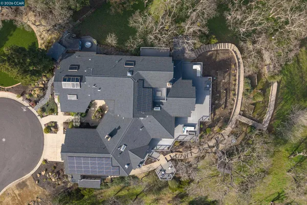 $2,999,000 | 3284 Surmont Drive, Lafayette, CA 94549