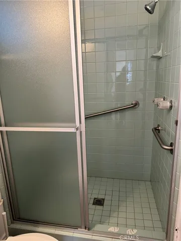 $3,595 | 22051 Vanowen Street, Canoga Park, CA 91303