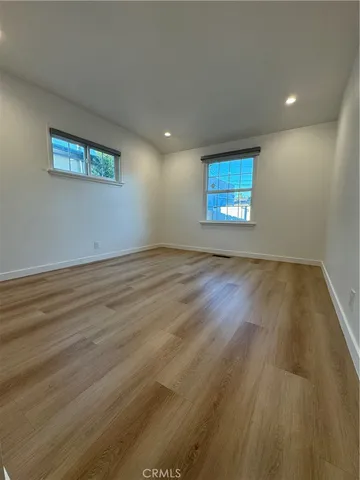 $3,595 | 22051 Vanowen Street, Canoga Park, CA 91303