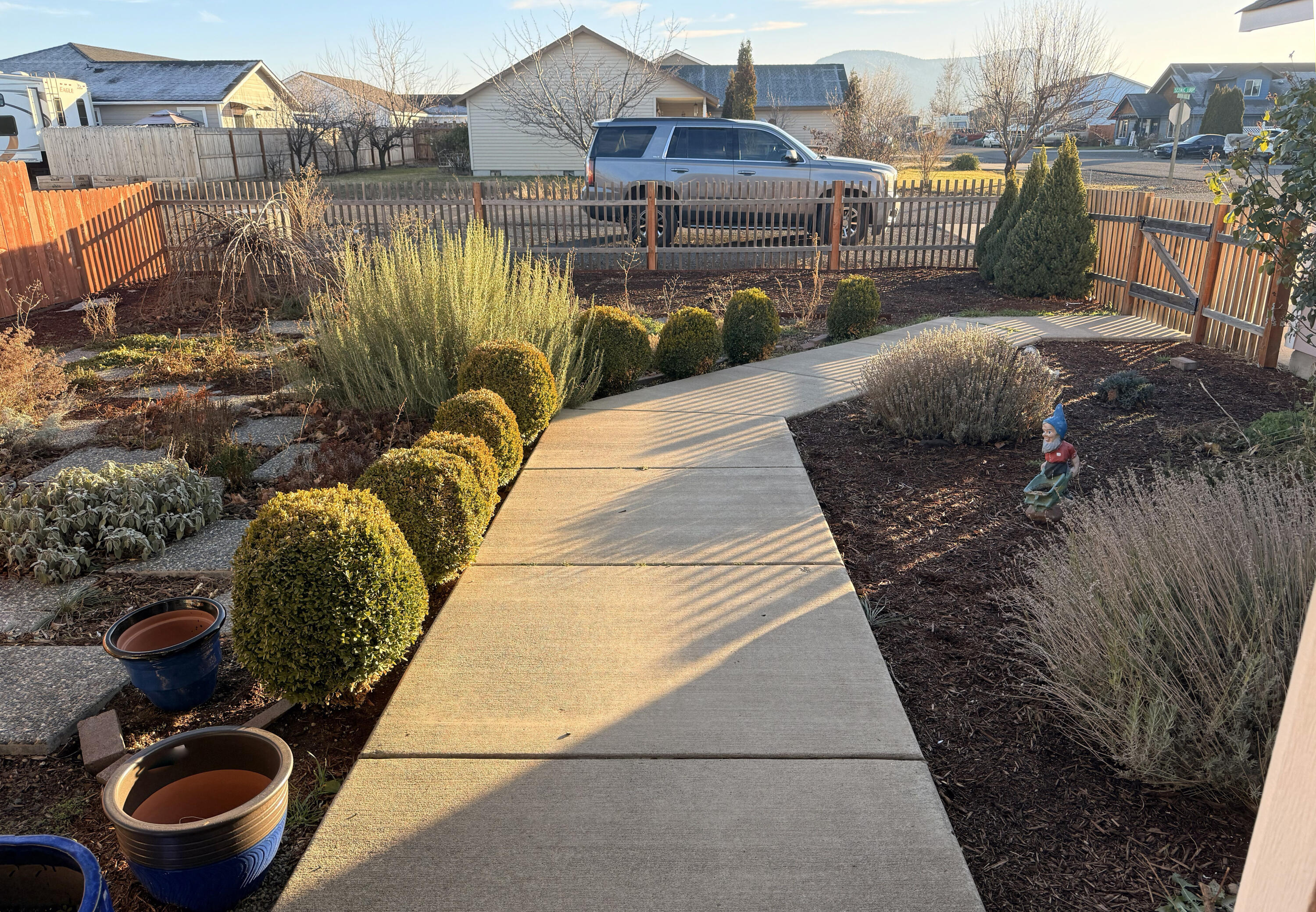 514 Scenic Loop Culver, OR 97734 - Photo 6 of 28 view from front porch entry
