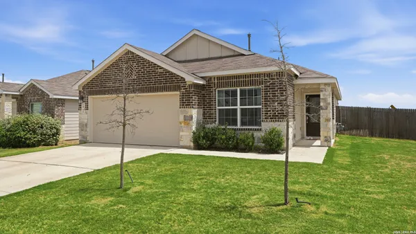 $315,000 | 1949 Redstart, New Braunfels, TX 78130