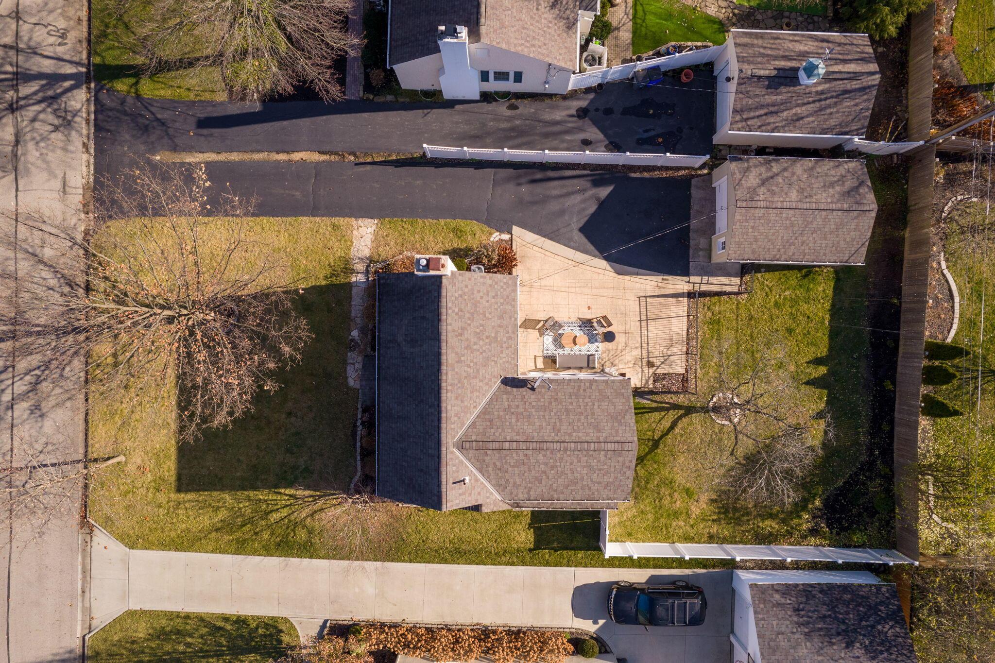 2223 Harwitch Road Columbus, OH 43221 - Photo 54 of 61 59-web-or-mls-DJI_0226-HDR