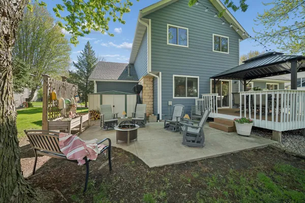 $489,900 | 313 Chancery Lane, Mankato, MN 56001
