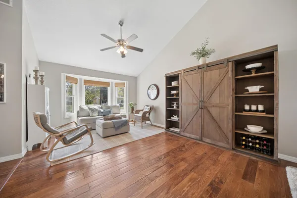 $489,900 | 313 Chancery Lane, Mankato, MN 56001