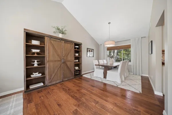 $489,900 | 313 Chancery Lane, Mankato, MN 56001