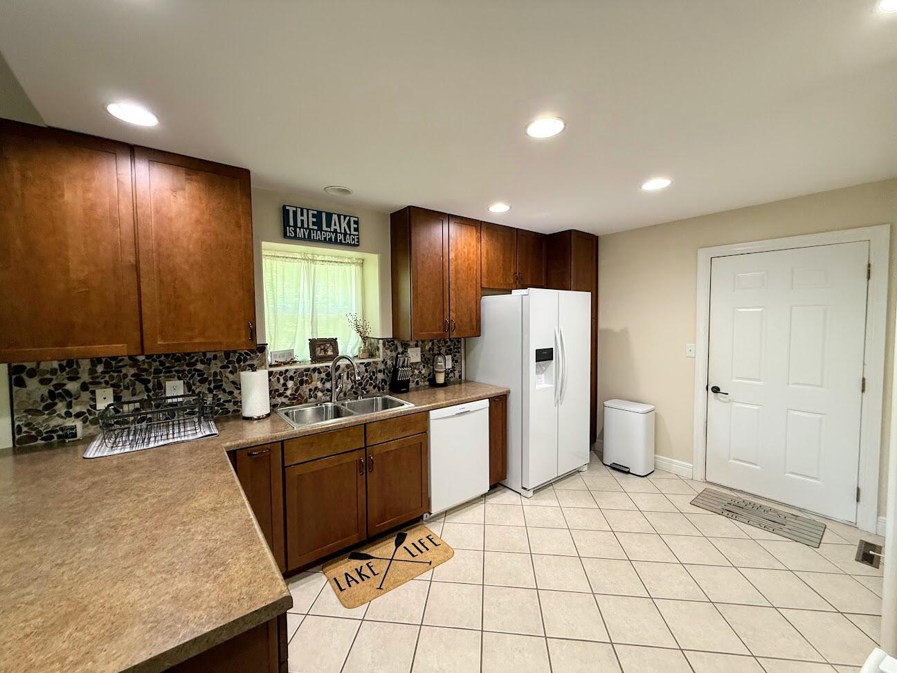 369 Crestview Drive Ridgedale, MO 65739 - Photo 14 of 35 Kitchen