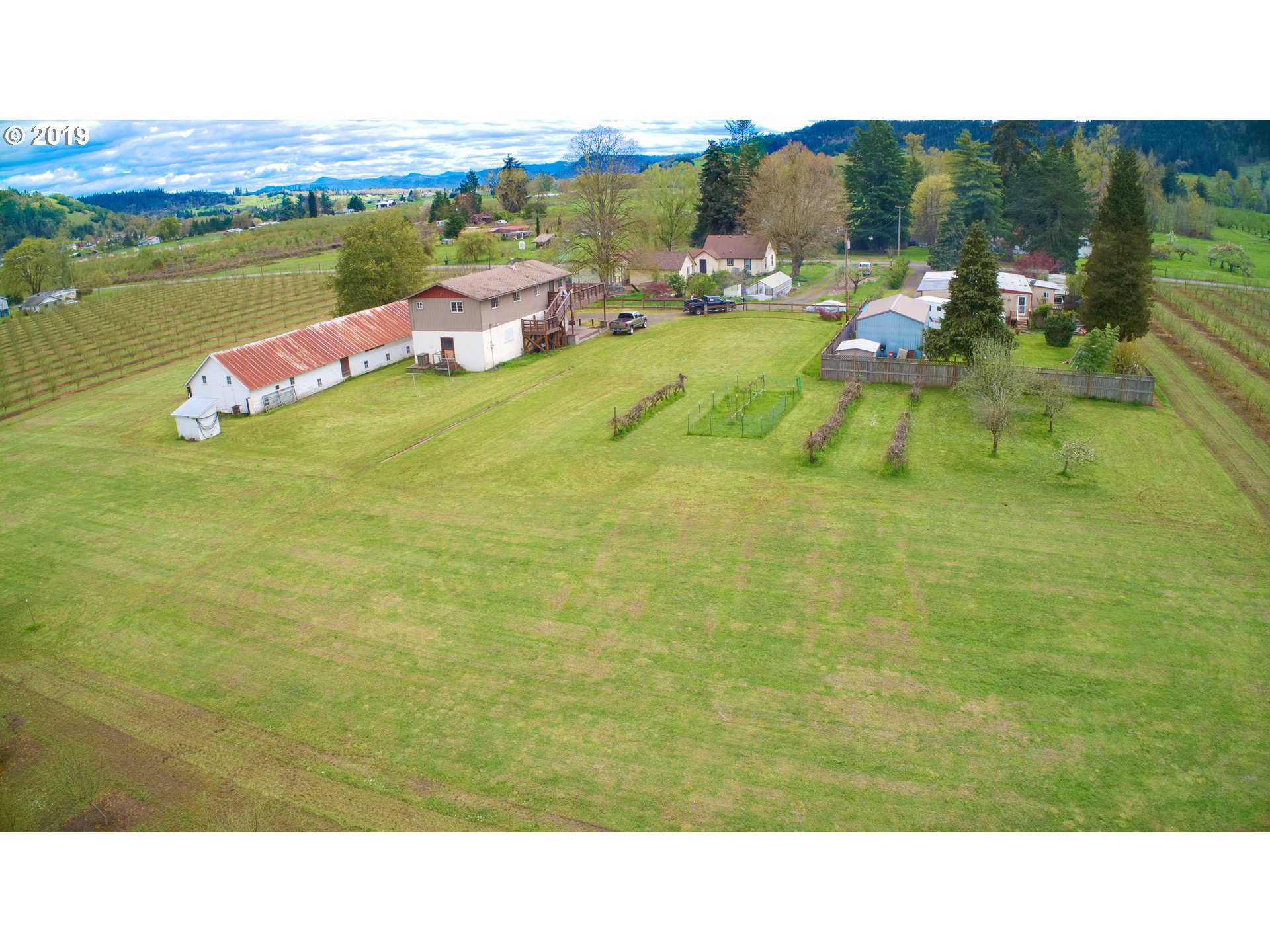 695 Cleveland Rapids Road Roseburg, OR 97471 - Photo 12 of 32 Gallery Image 12