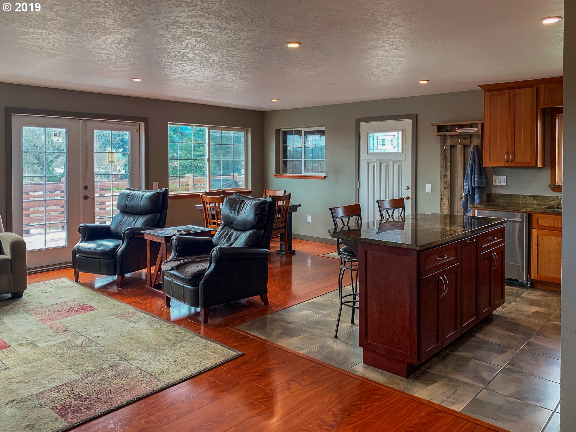 695 Cleveland Rapids Road Roseburg, OR 97471 - Photo 23 of 32 Gallery Image 23