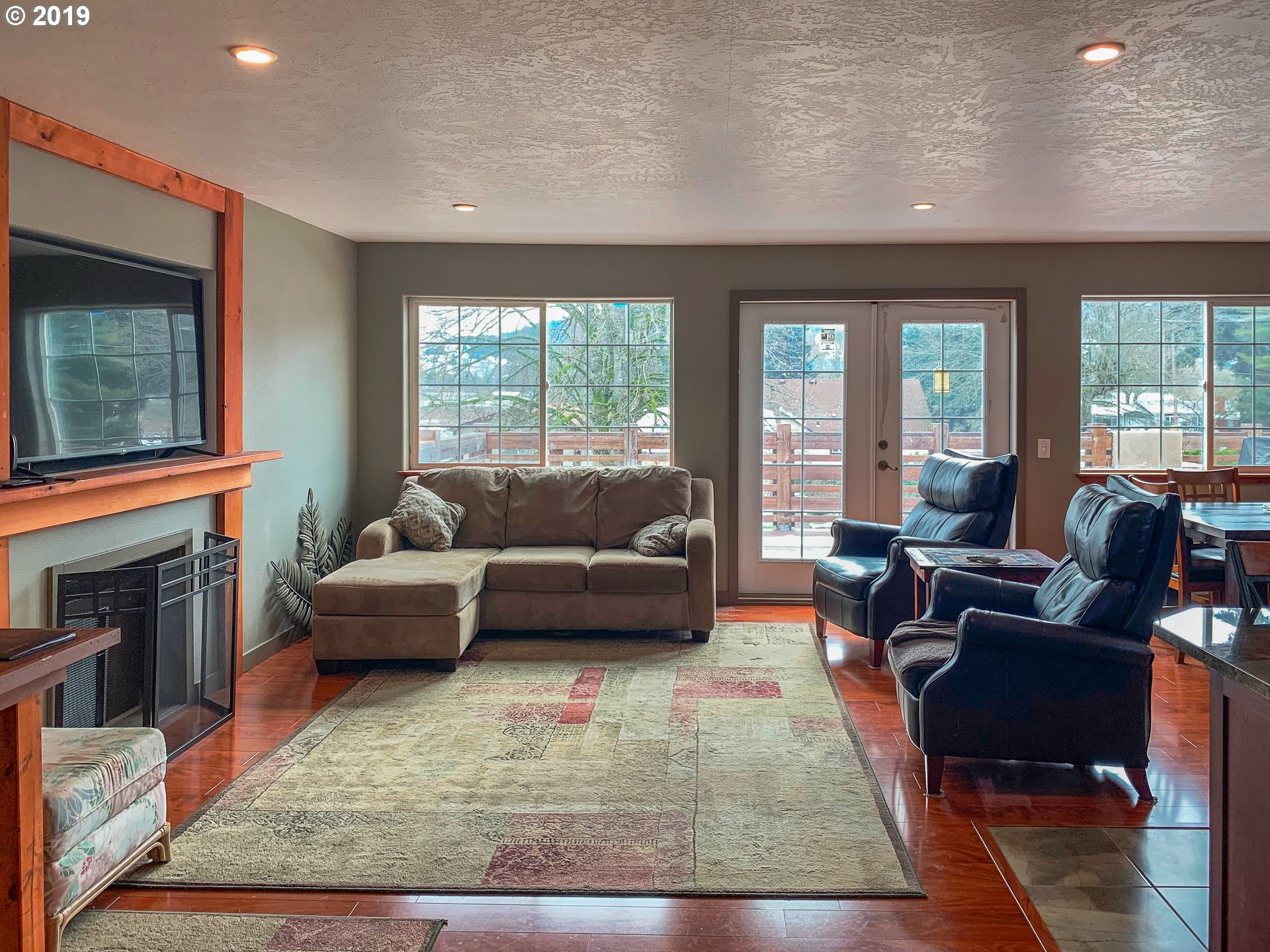 695 Cleveland Rapids Road Roseburg, OR 97471 - Photo 27 of 32 Gallery Image 27