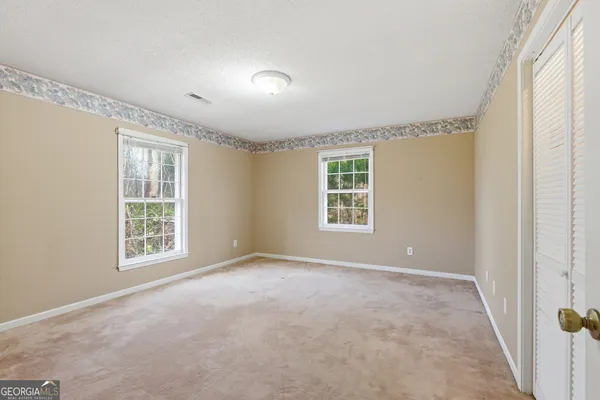 a view of a walk in closet