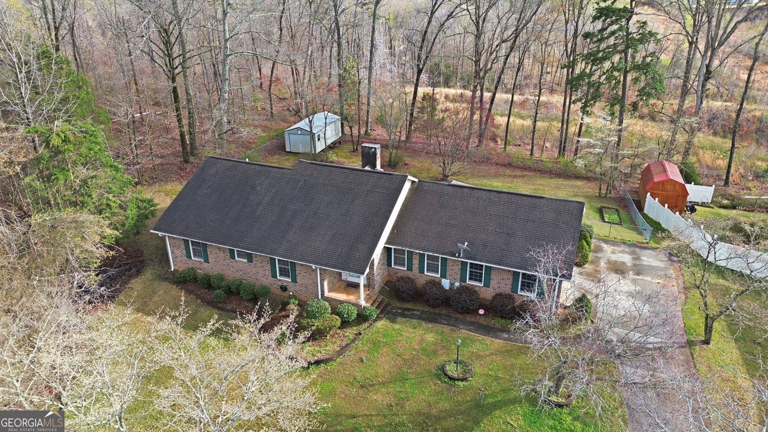 304 Beaverbrook Drive Toccoa, GA 30577 - Photo 7 of 53 a view of house with yard