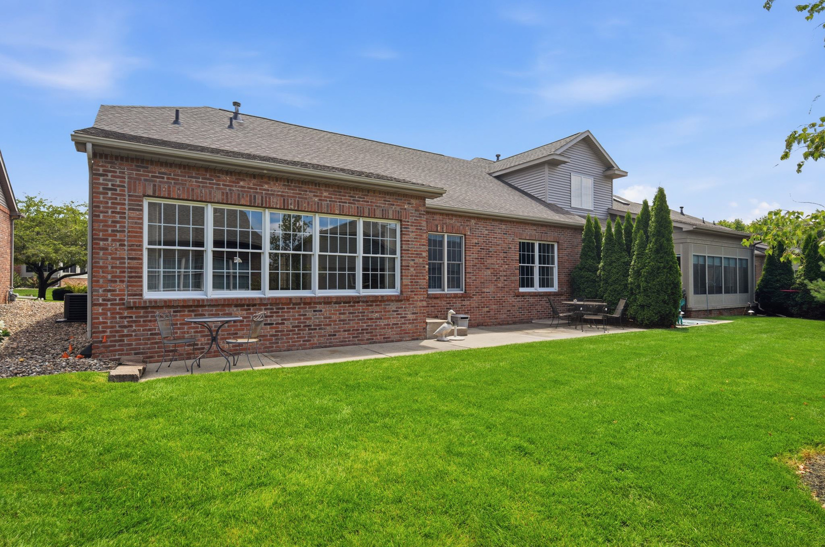5 Spring Ridge Circle Bloomington, IL 61704 - Photo 11 of 36