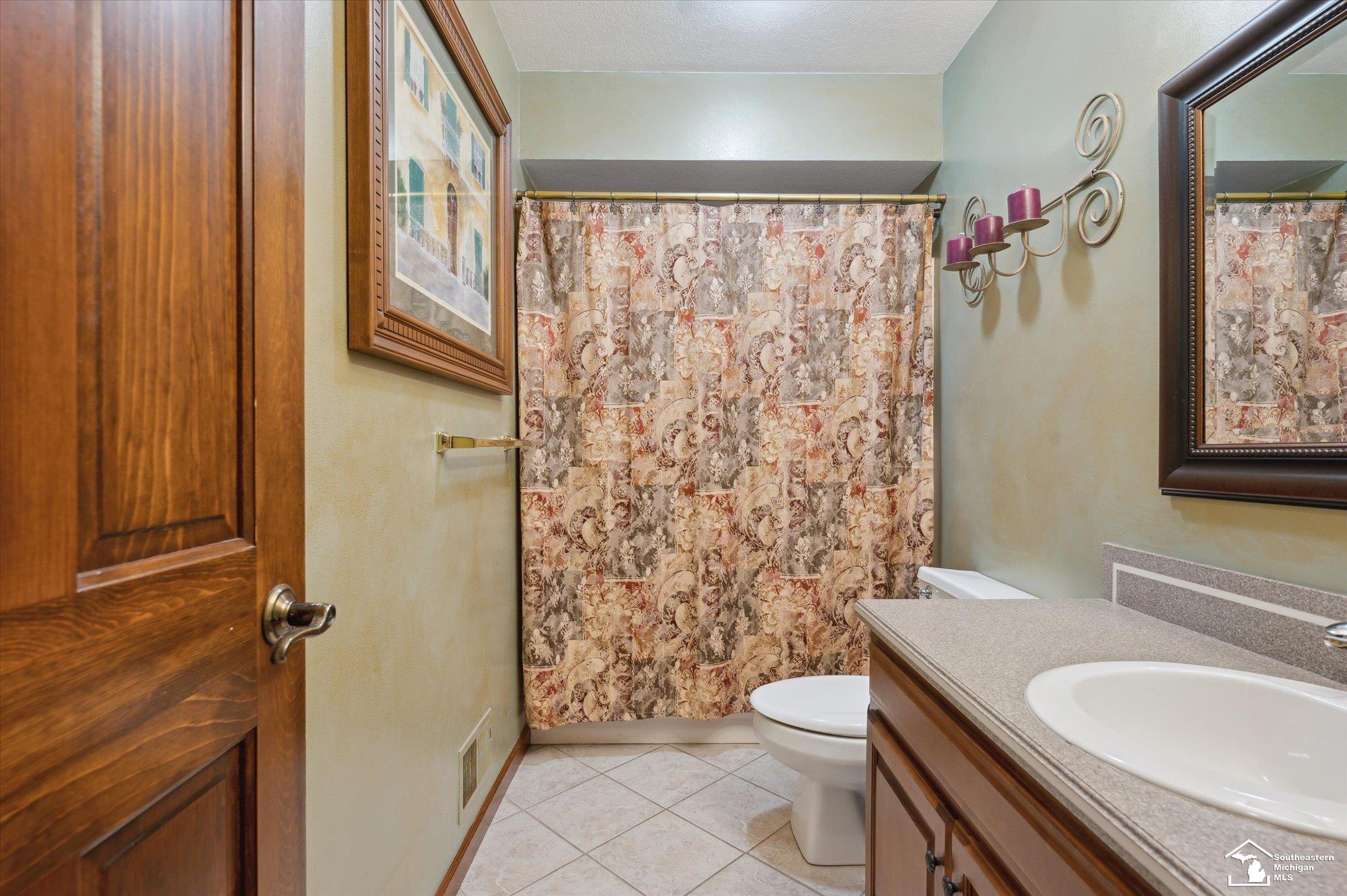 7131 Jackman Road Temperance, MI 48182 - Photo 37 of 75 50180766-9109d5dd-61da-4363-8b59-9715597ca7c4.JPG