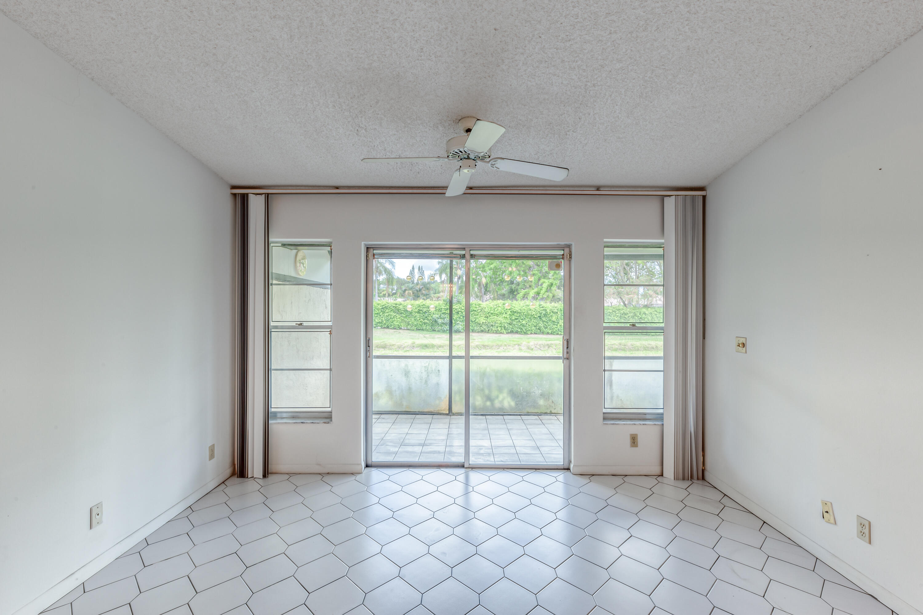 8943 Sunnywood Place Boca Raton, FL 33496 - Photo 16 of 45 daigle-16